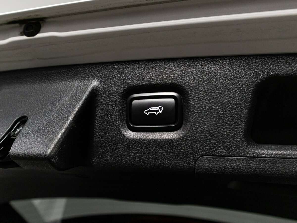 Купить Hyundai Santa Fe с пробегом. Фото: #15