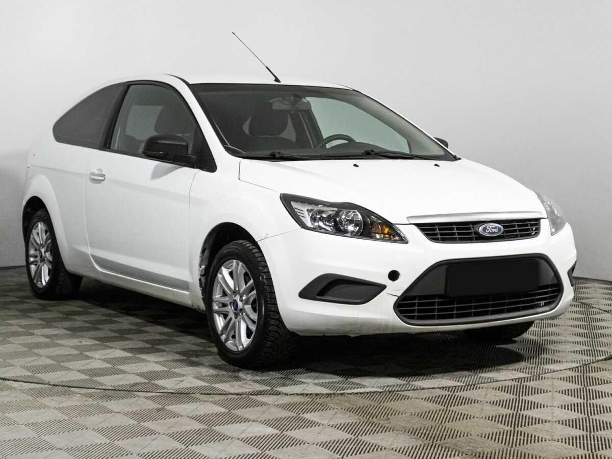 Купить Ford Focus с пробегом. Фото: #2
