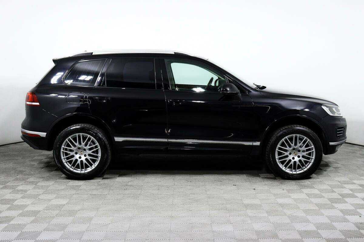 Купить Volkswagen Touareg с пробегом. Фото: #3