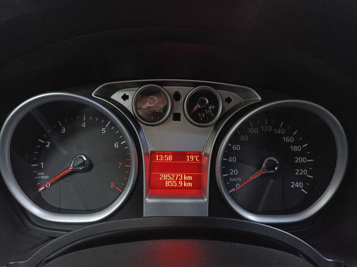 Купить Ford Focus с пробегом. Фото: #12