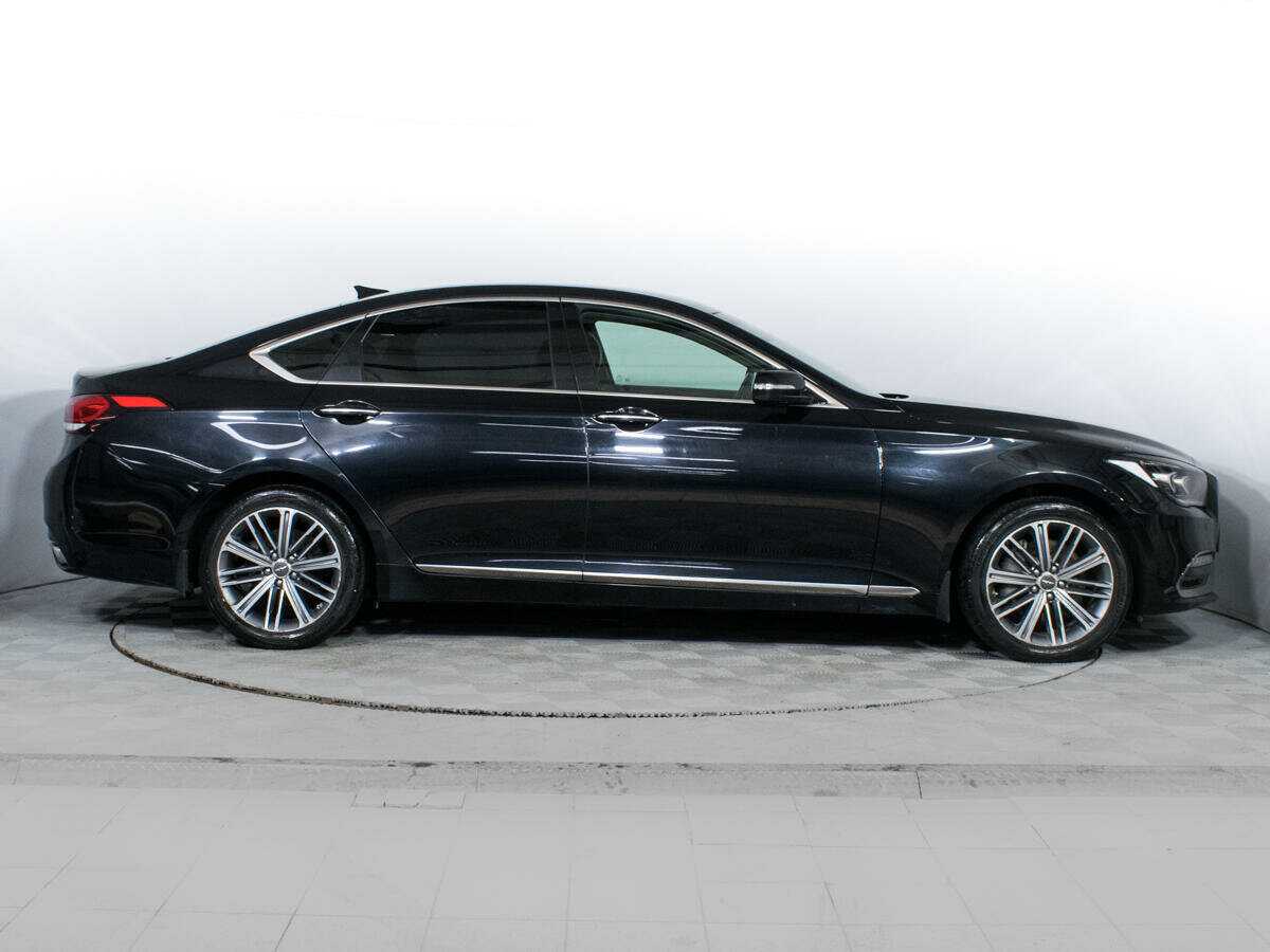 Купить Genesis G80 с пробегом. Фото: #3