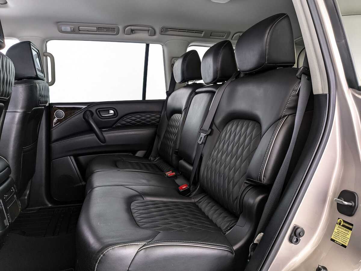 Купить Infiniti QX80 с пробегом. Фото: #17