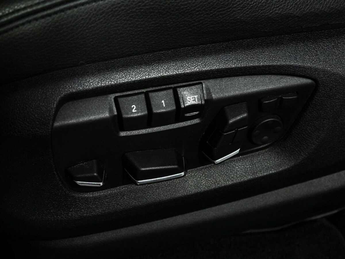 Купить BMW X5 с пробегом. Фото: #11