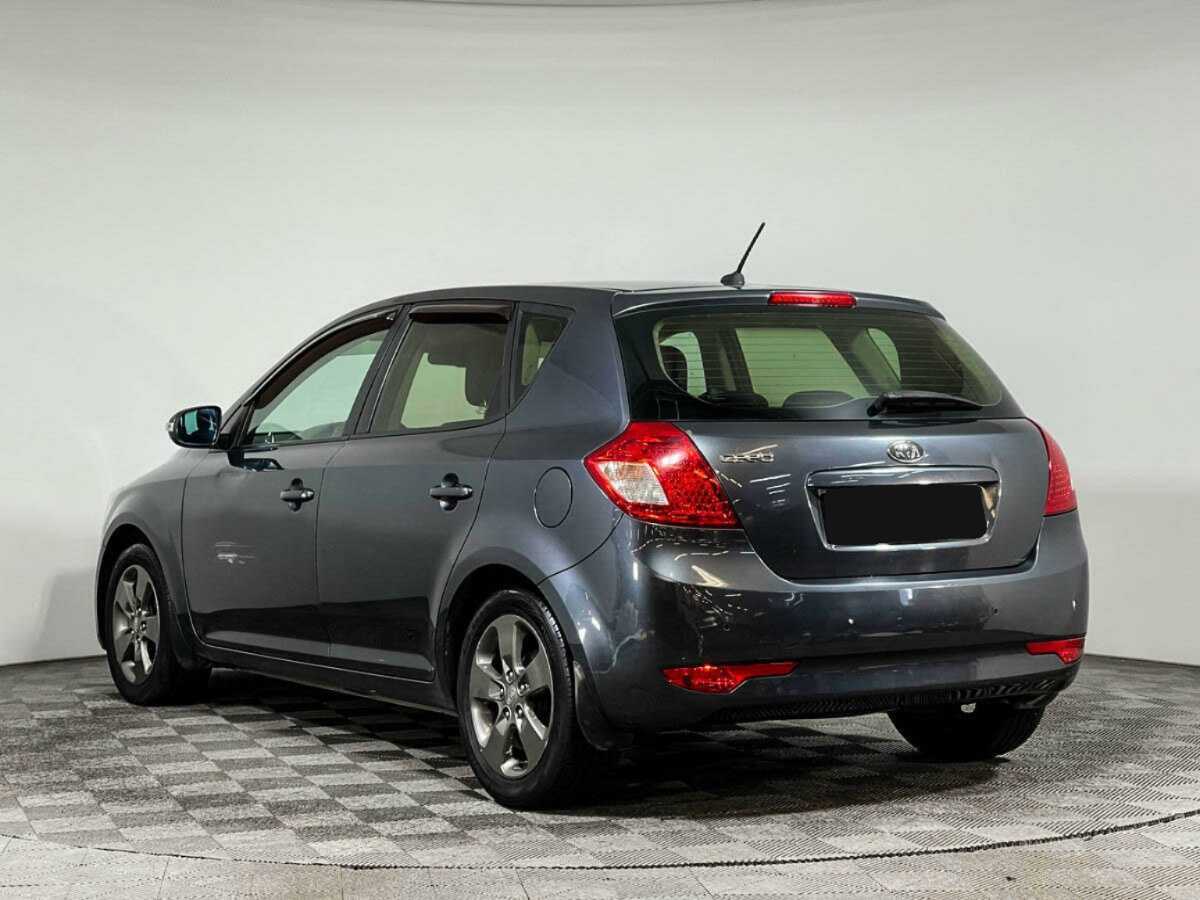 Купить Kia Ceed с пробегом. Фото: #6
