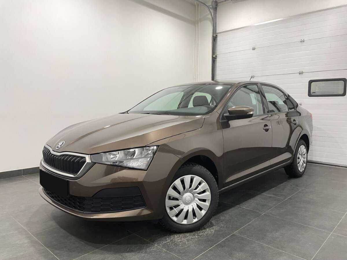 Купить Skoda Rapid с пробегом. Фото: #0