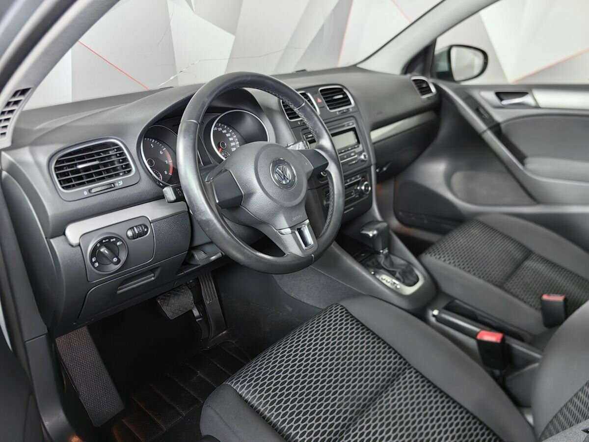 Купить Volkswagen Golf с пробегом. Фото: #11