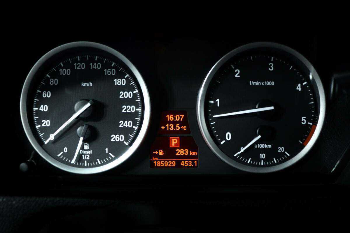 Купить BMW X6 с пробегом. Фото: #9
