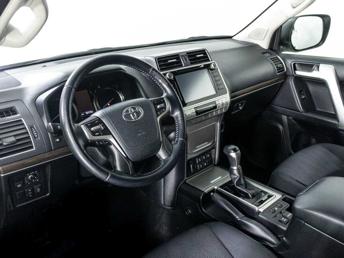 Купить Toyota Land Cruiser Prado с пробегом. Фото: #8