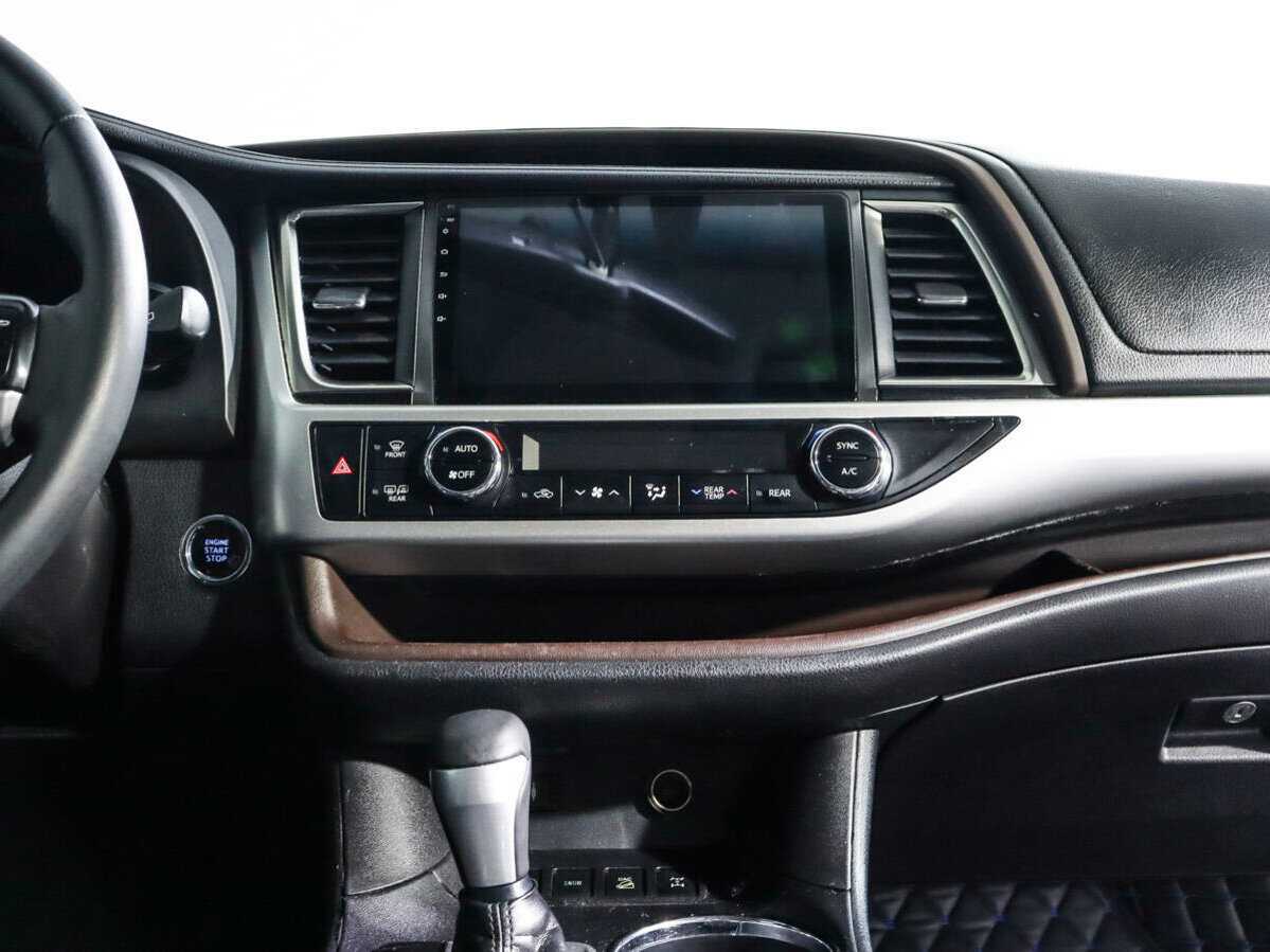 Купить Toyota Highlander с пробегом. Фото: #10