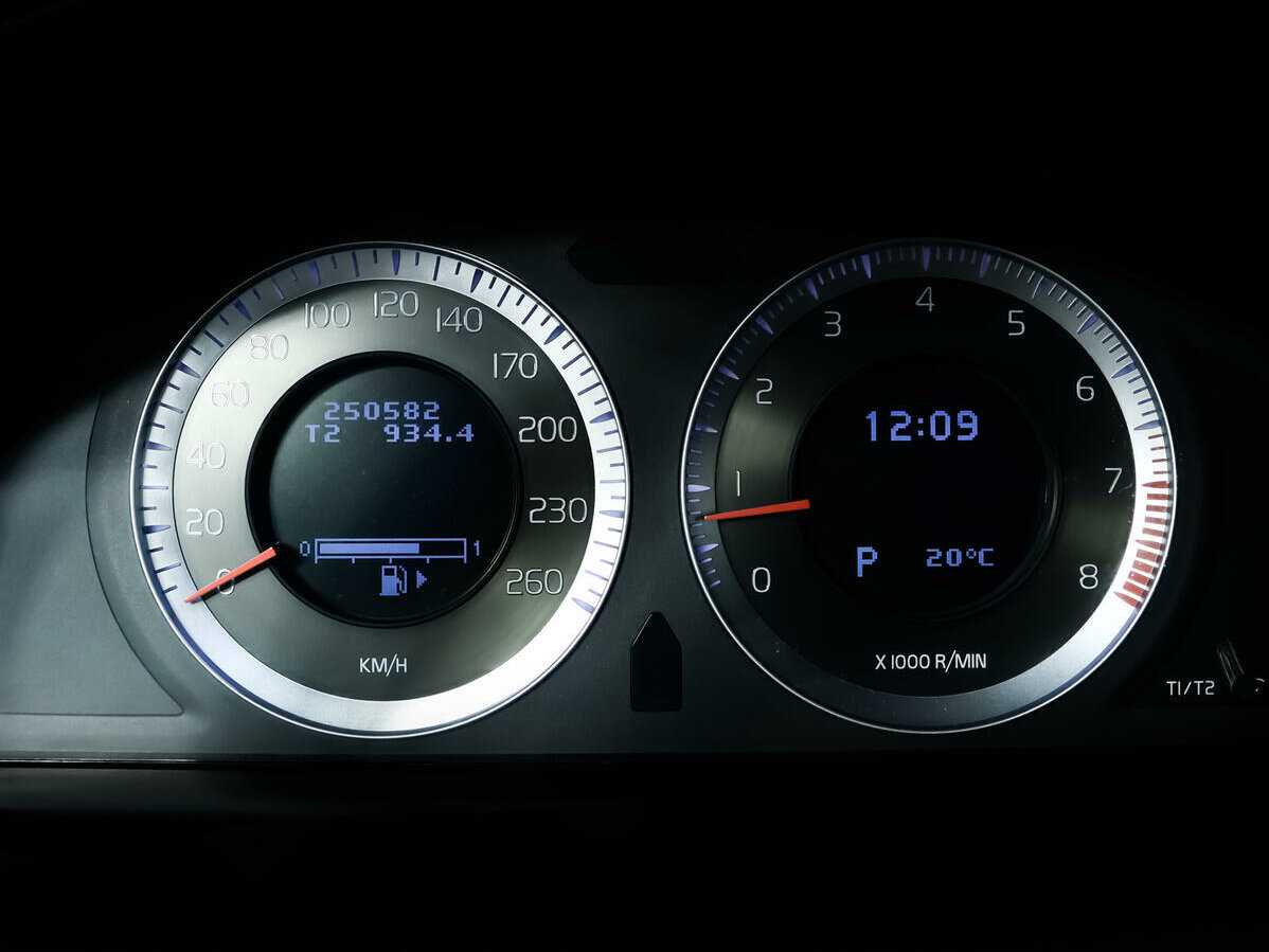 Купить Volvo S80 с пробегом. Фото: #7