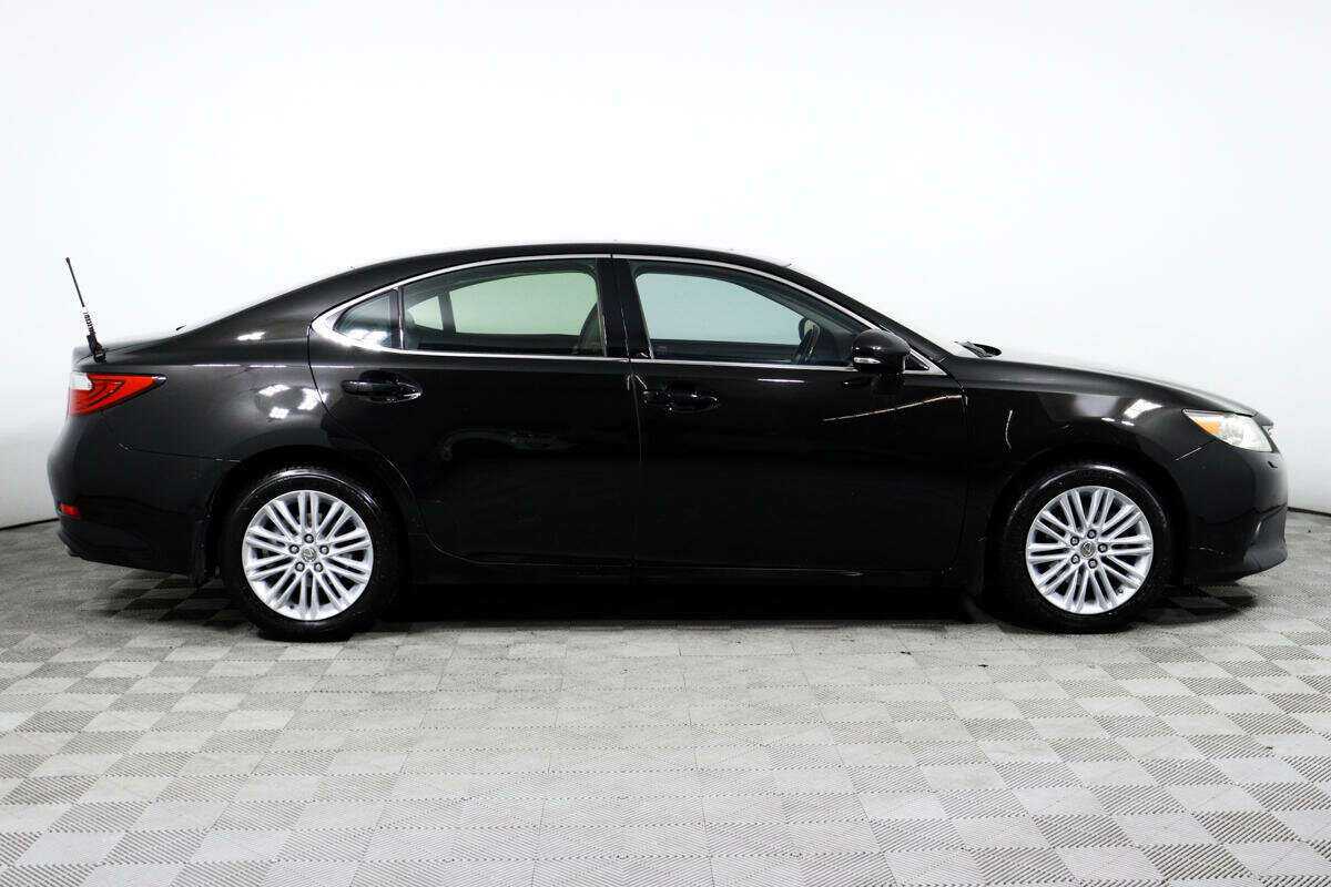 Купить Lexus ES с пробегом. Фото: #3