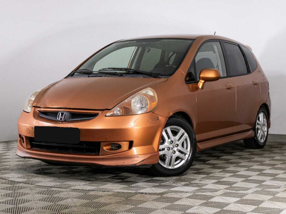 Купить Honda Fit с пробегом. Посмотреть фото