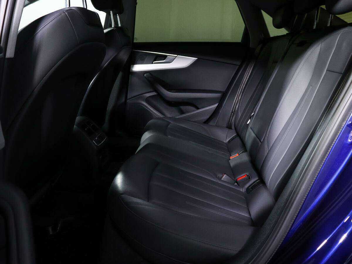 Купить Audi A4 с пробегом. Фото: #6