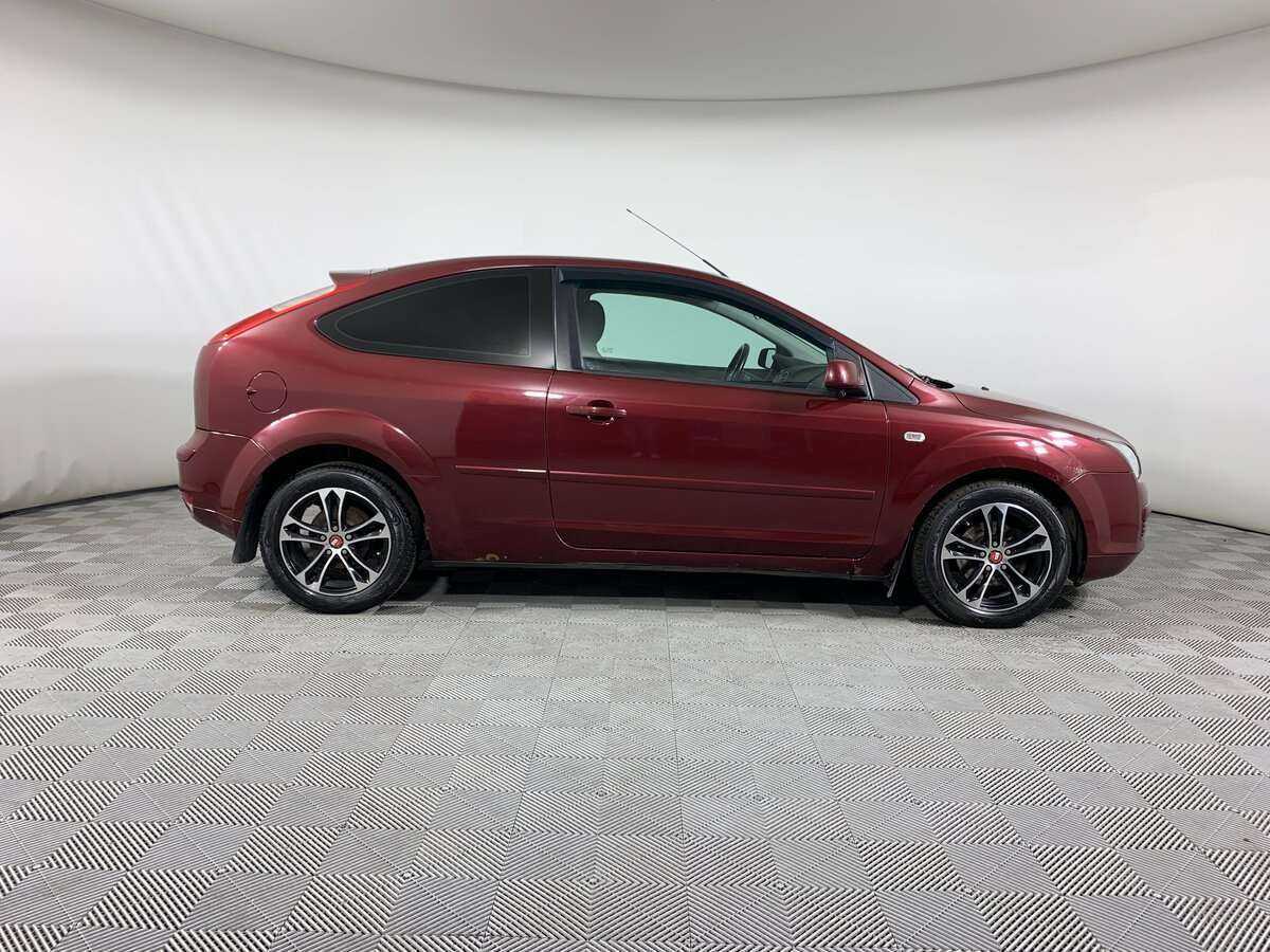 Купить Ford Focus с пробегом. Фото: #3