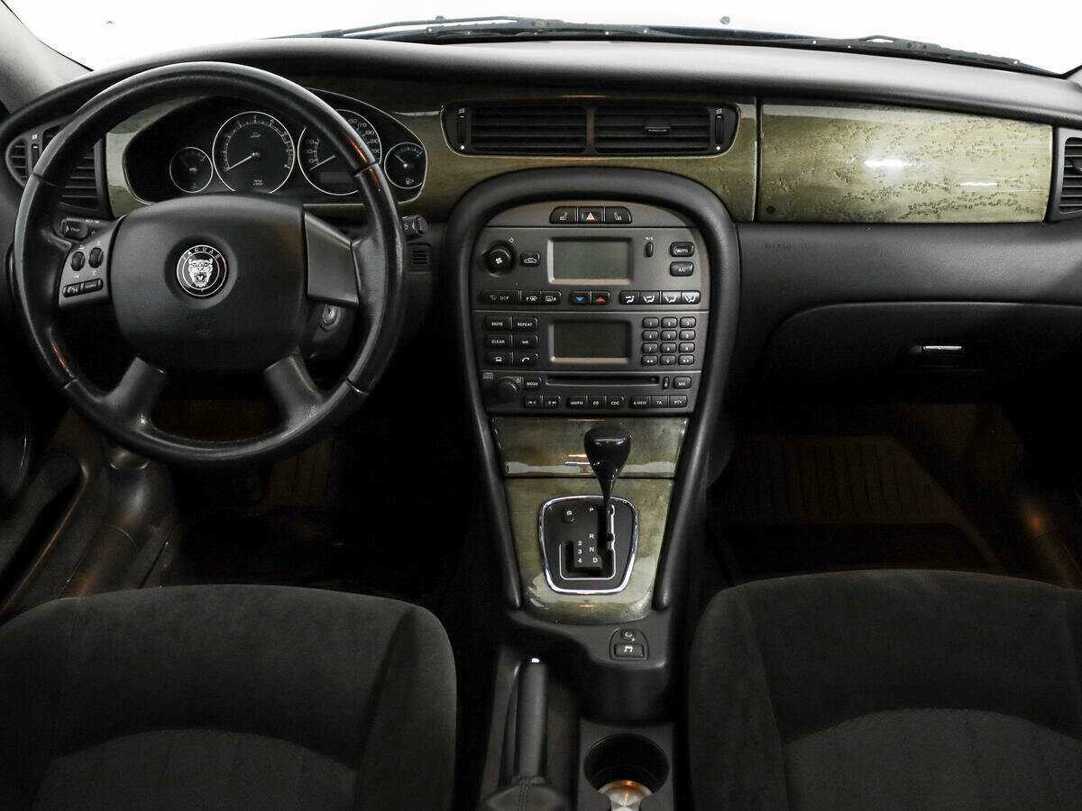Купить Jaguar X-Type с пробегом. Фото: #11
