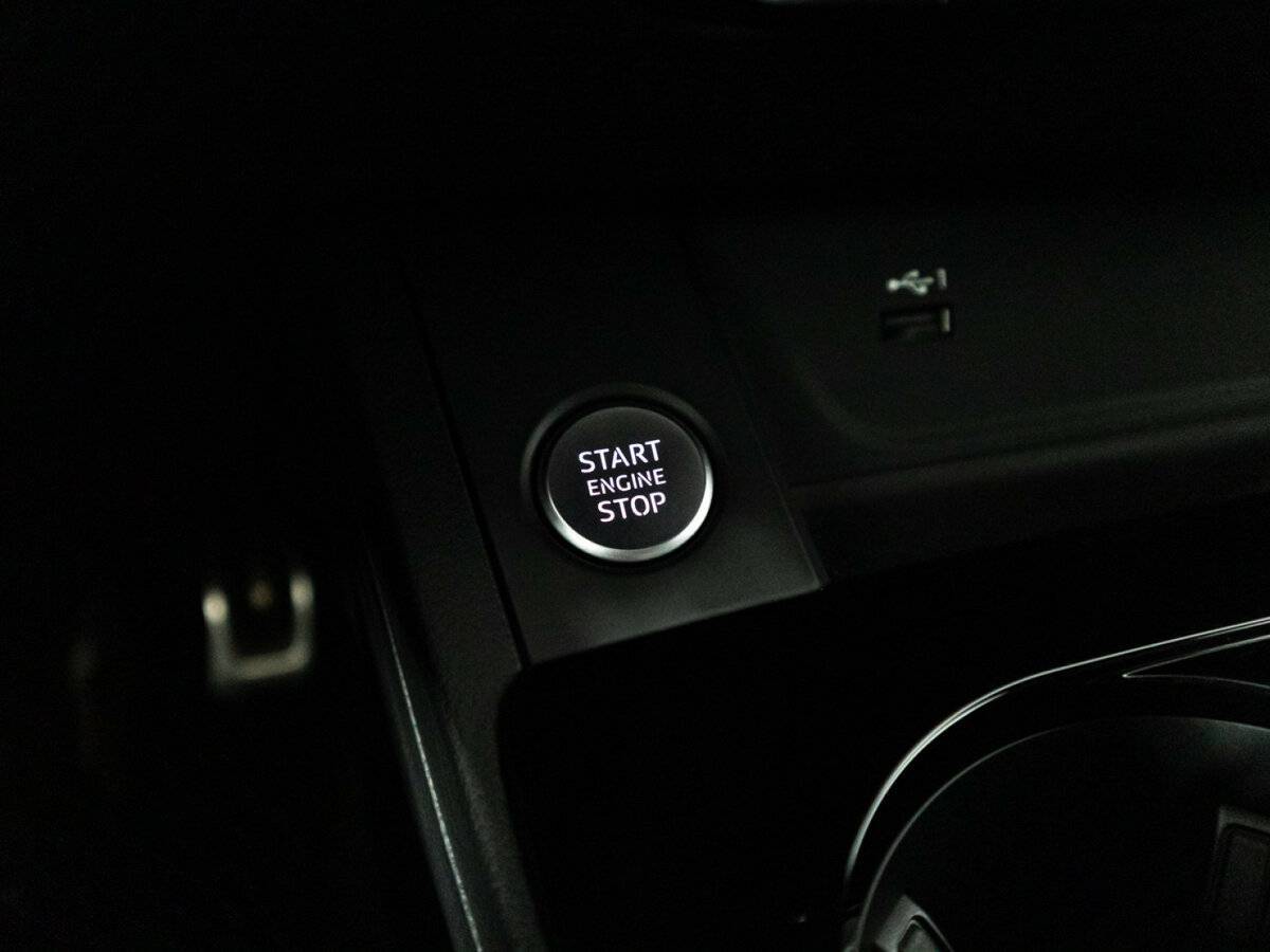 Купить Audi A4 с пробегом. Фото: #20
