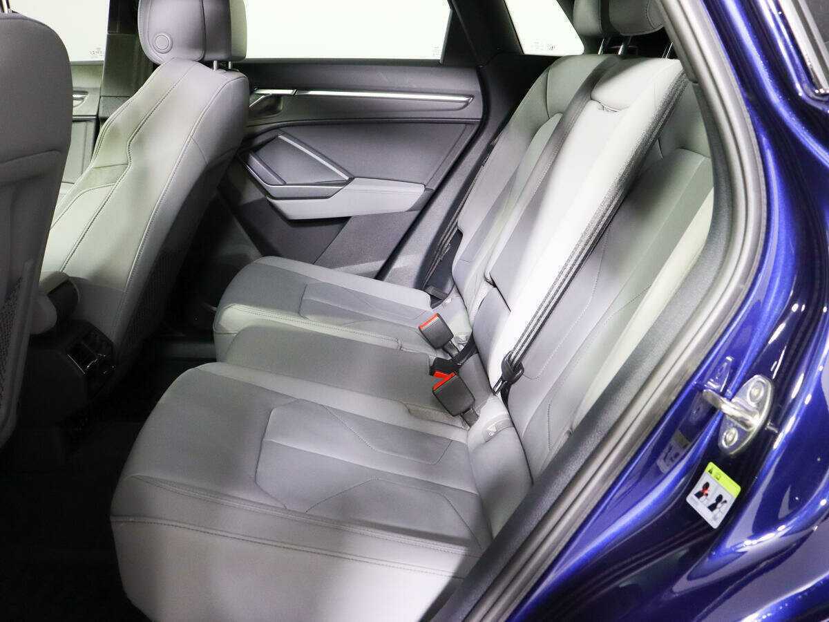 Купить Audi Q3 с пробегом. Фото: #8