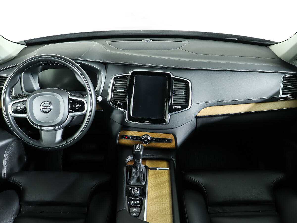 Купить Volvo XC90 с пробегом. Фото: #9