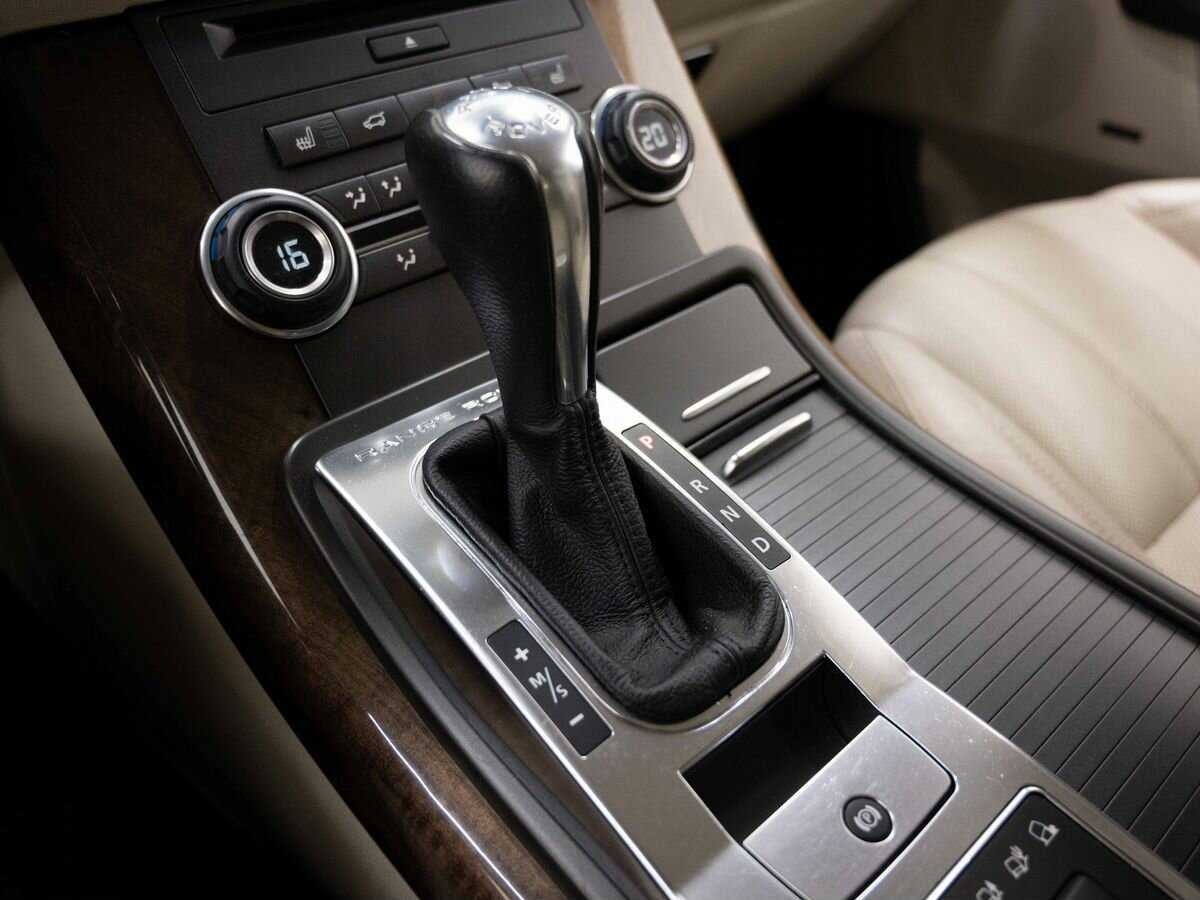 Купить Land Rover Range Rover Sport с пробегом. Фото: #17