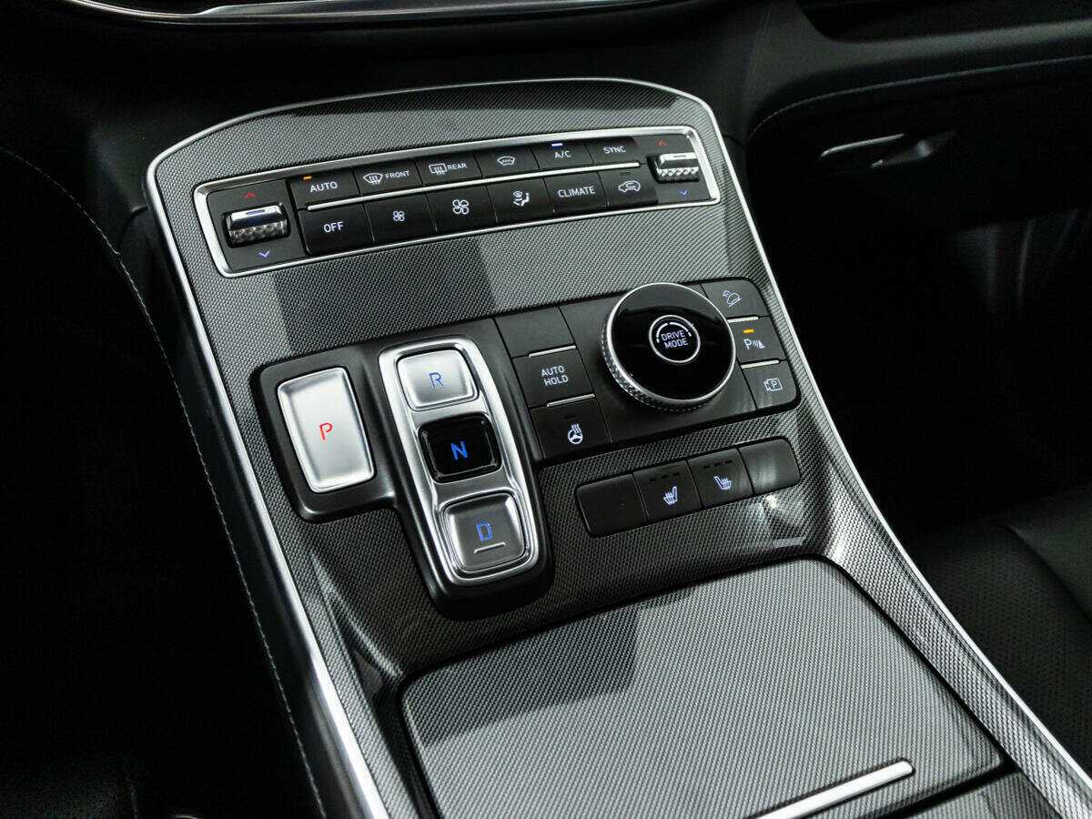Купить Hyundai Santa Fe с пробегом. Фото: #17