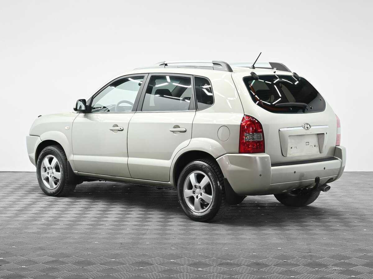 Купить Hyundai Tucson с пробегом. Фото: #2