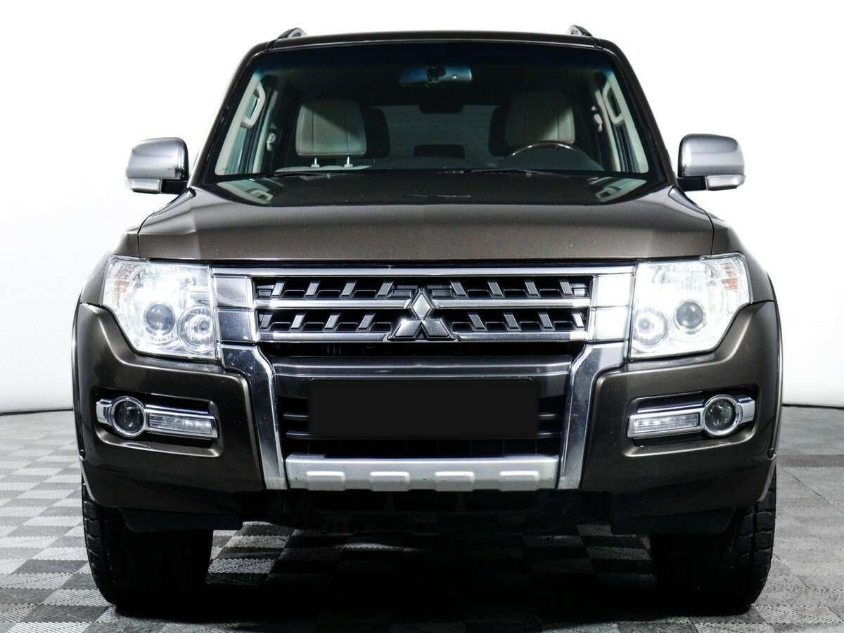 Купить Mitsubishi Pajero с пробегом. Фото: #1