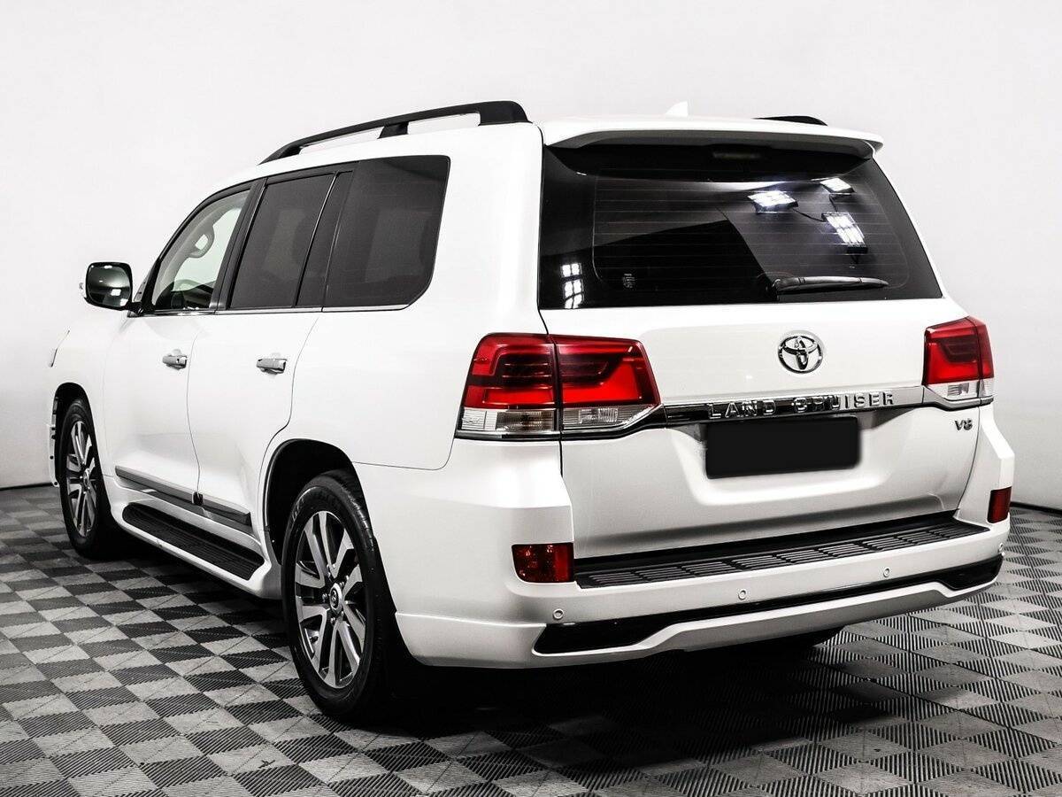 Купить Toyota Land Cruiser с пробегом. Фото: #6