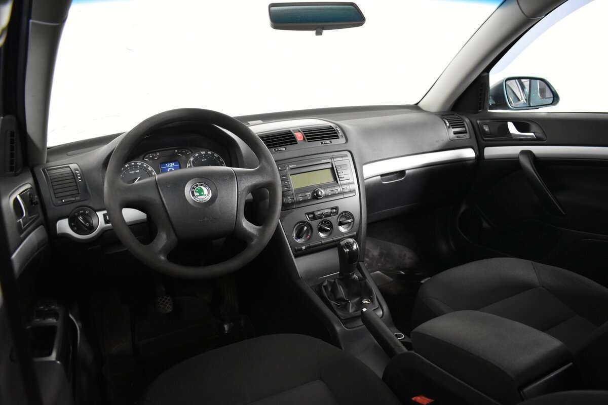 Купить Skoda Octavia с пробегом. Фото: #10