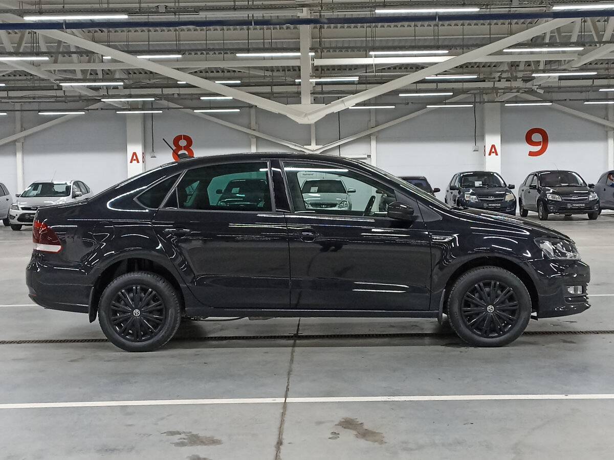 Купить Volkswagen Polo с пробегом. Фото: #3