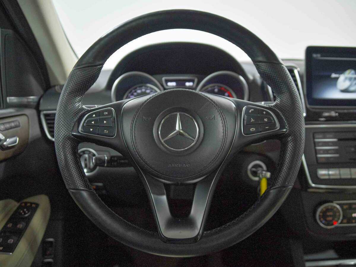 Купить Mercedes-Benz GLS с пробегом. Фото: #8