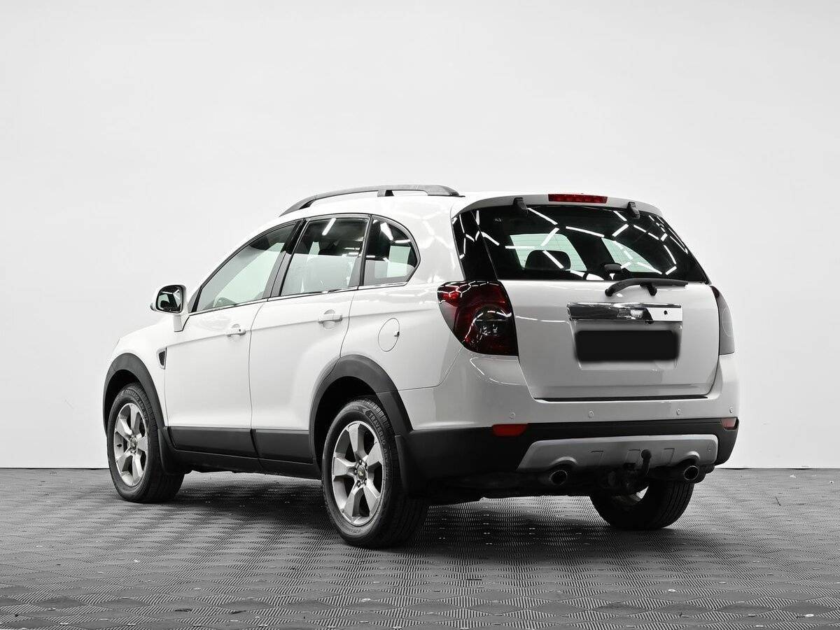 Купить Chevrolet Captiva с пробегом. Фото: #2