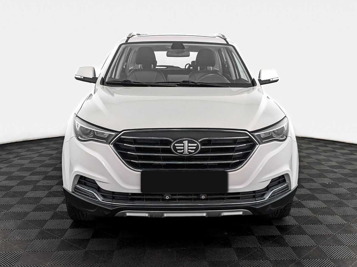 Купить FAW Besturn X40 с пробегом. Фото: #1