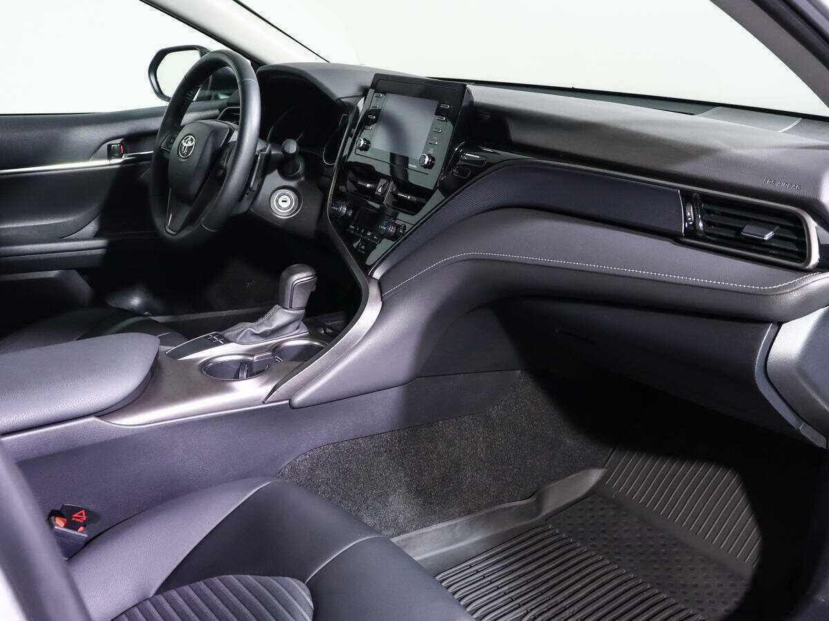 Купить Toyota Camry с пробегом. Фото: #8