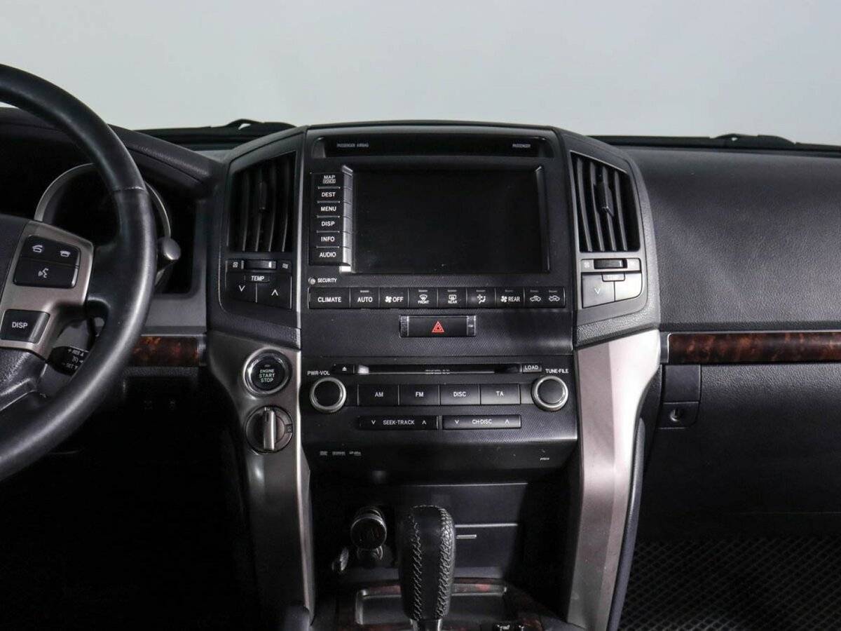 Купить Toyota Land Cruiser с пробегом. Фото: #12