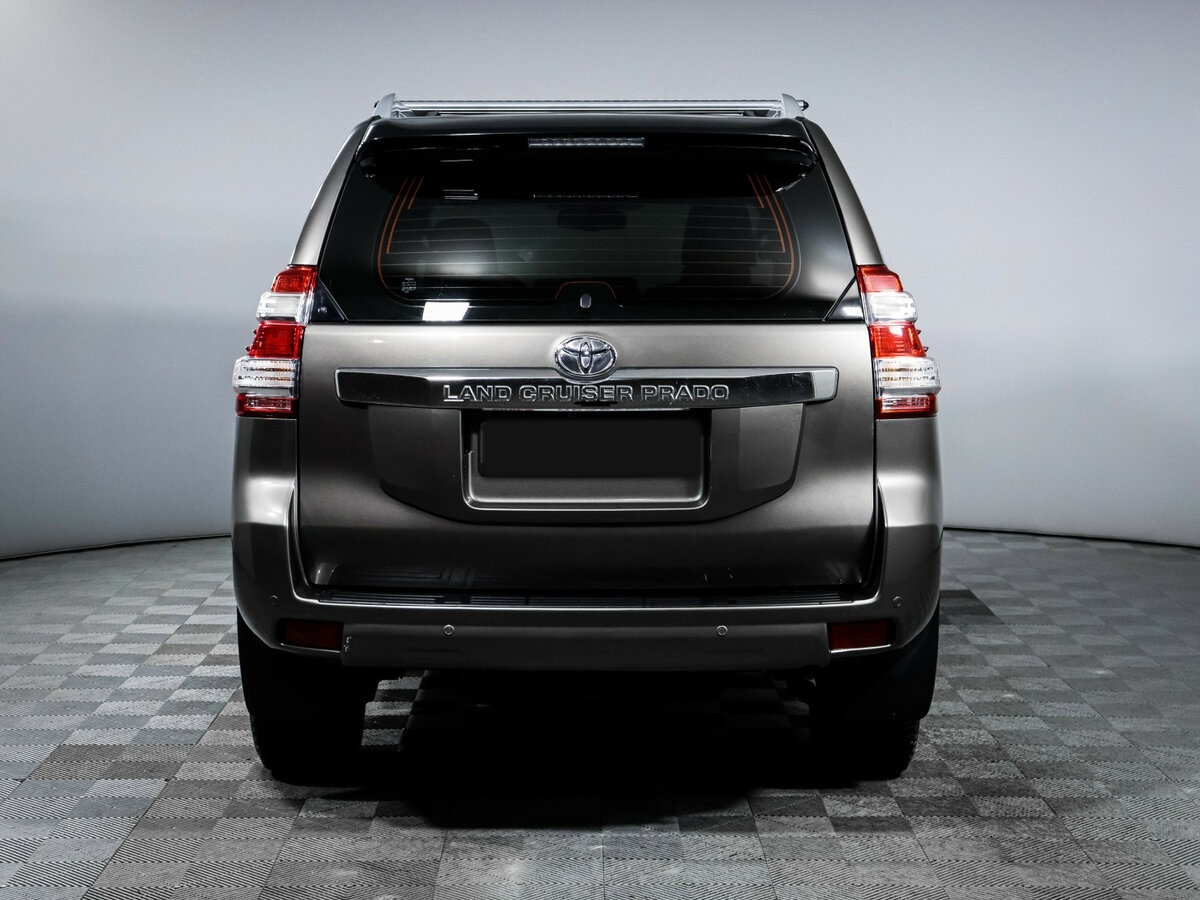 Купить Toyota Land Cruiser Prado с пробегом. Фото: #3