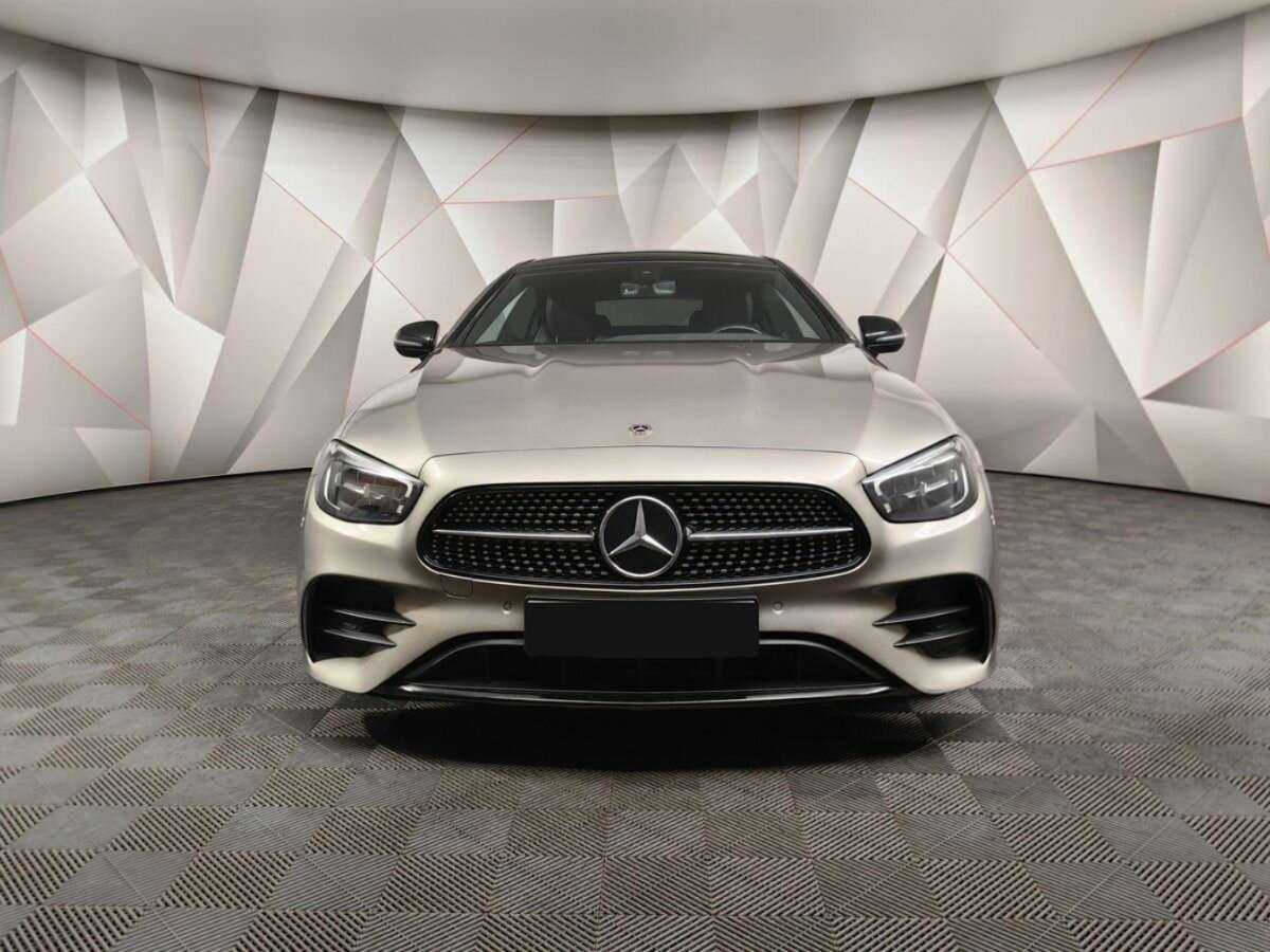Купить Mercedes-Benz E-Класс с пробегом. Фото: #6