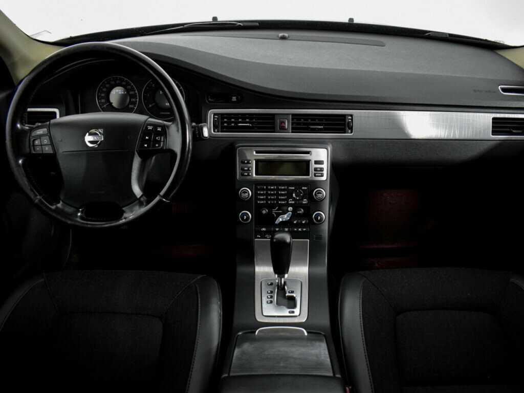 Купить Volvo XC70 с пробегом. Фото: #12