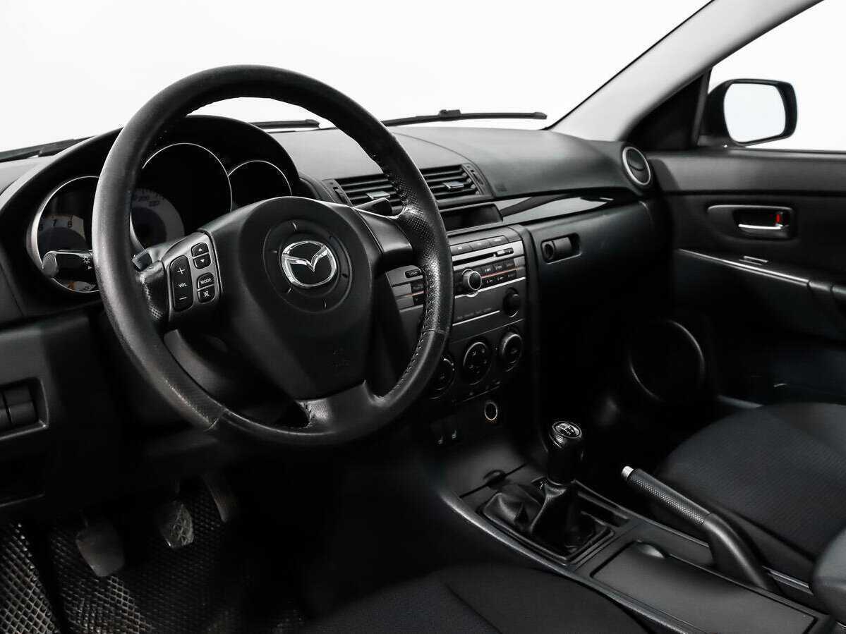 Купить Mazda 3 с пробегом. Фото: #8
