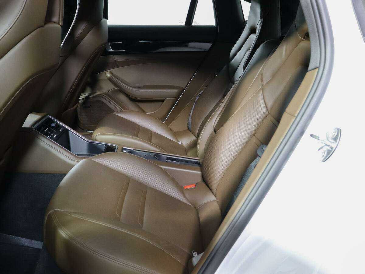 Купить Porsche Panamera с пробегом. Фото: #5