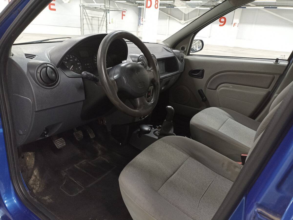 Купить Renault Logan с пробегом. Фото: #15