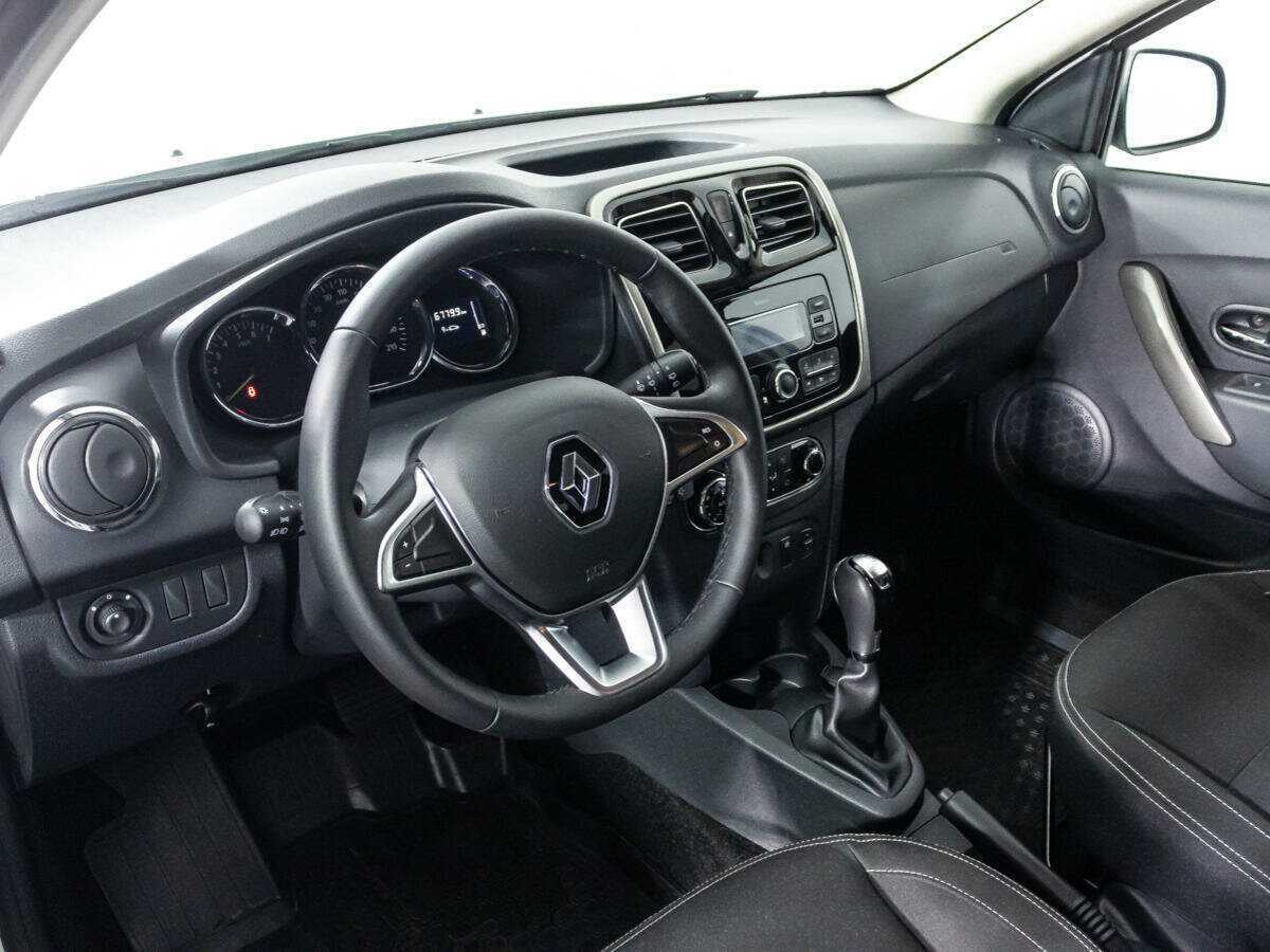 Купить Renault Sandero с пробегом. Фото: #10