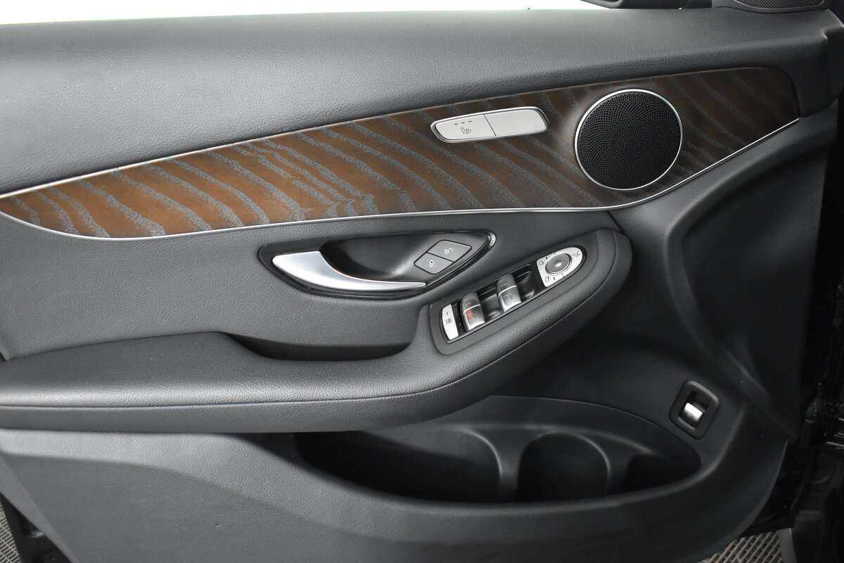 Купить Mercedes-Benz GLC с пробегом. Фото: #20