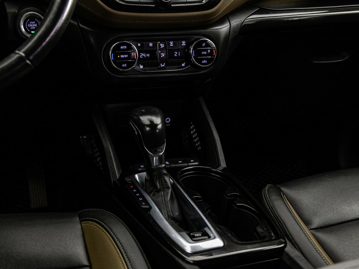 Купить Chevrolet TrailBlazer с пробегом. Фото: #11