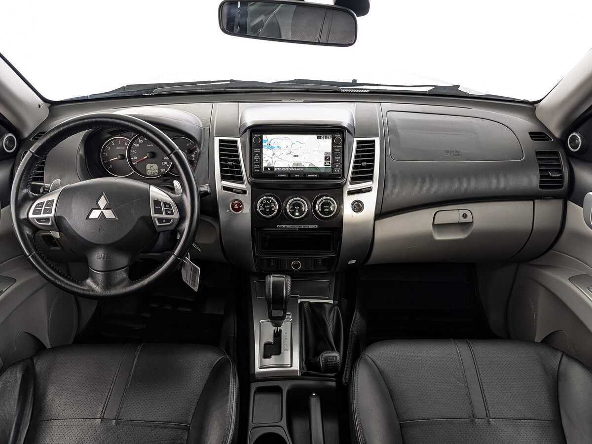 Купить Mitsubishi Pajero Sport с пробегом. Фото: #13