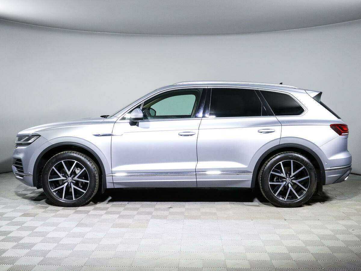 Купить Volkswagen Touareg с пробегом. Фото: #6