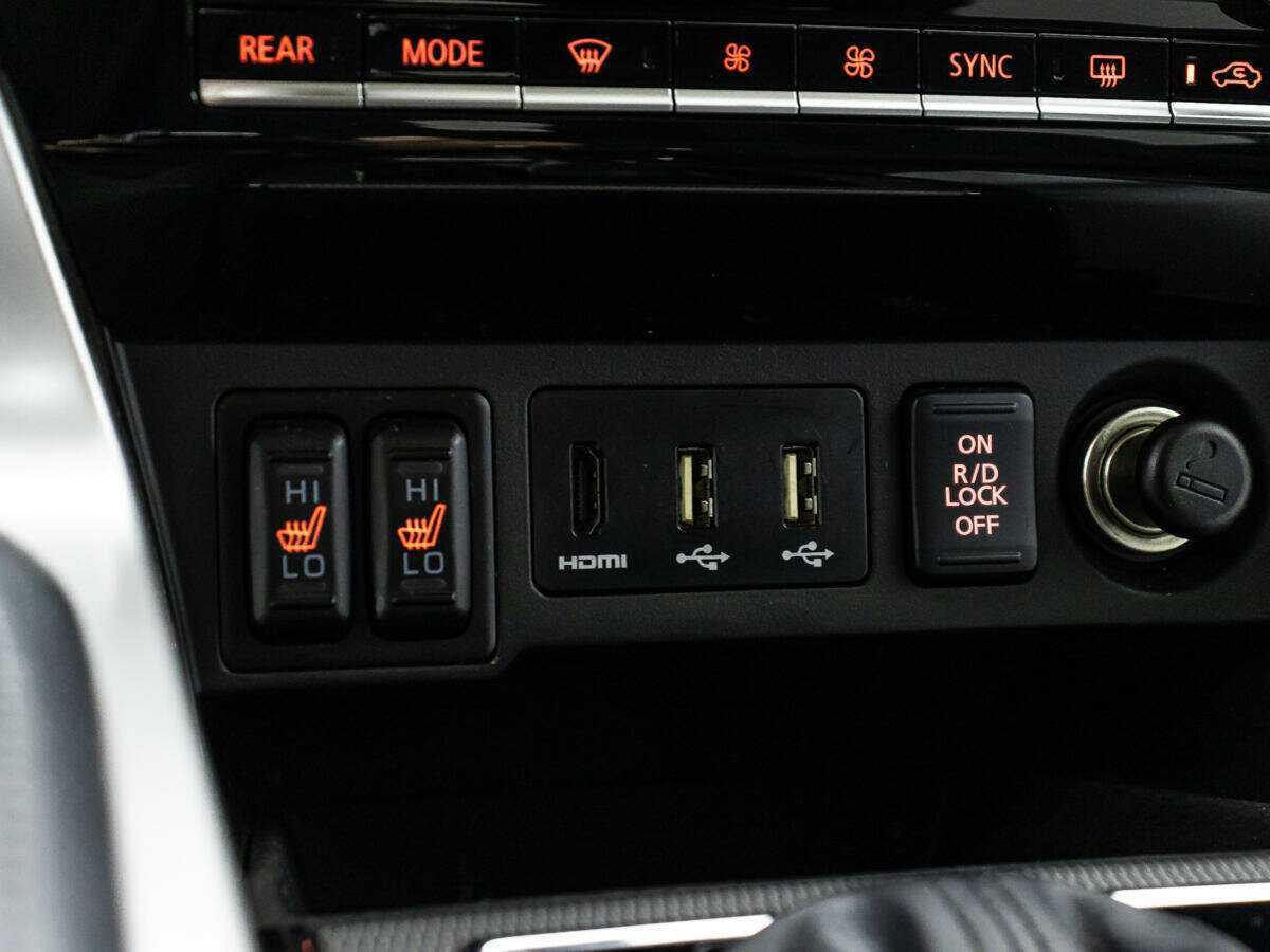 Купить Mitsubishi Pajero Sport с пробегом. Фото: #15