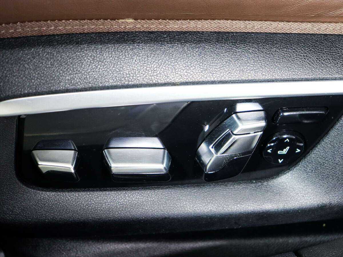 Купить BMW 7 серии с пробегом. Фото: #19
