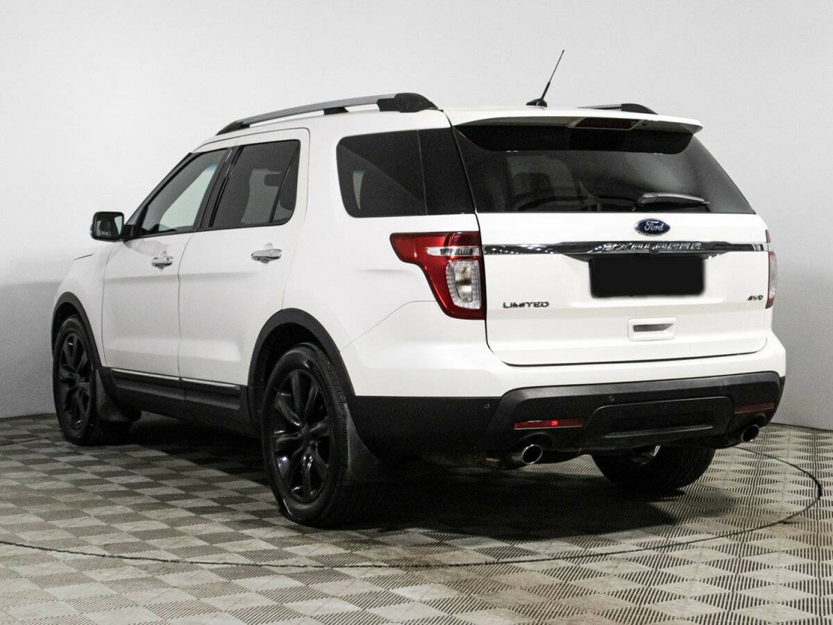Купить Ford Explorer с пробегом. Фото: #5