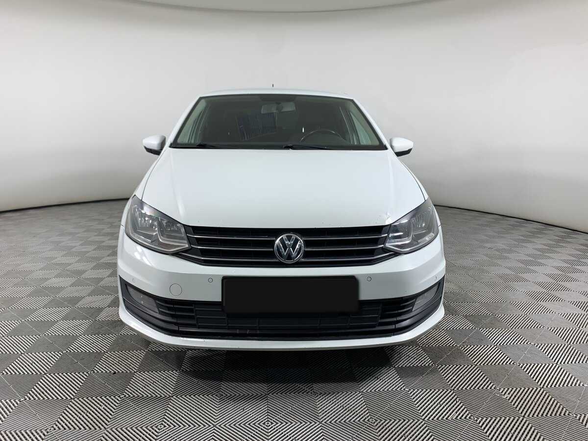 Купить Volkswagen Polo с пробегом. Фото: #1