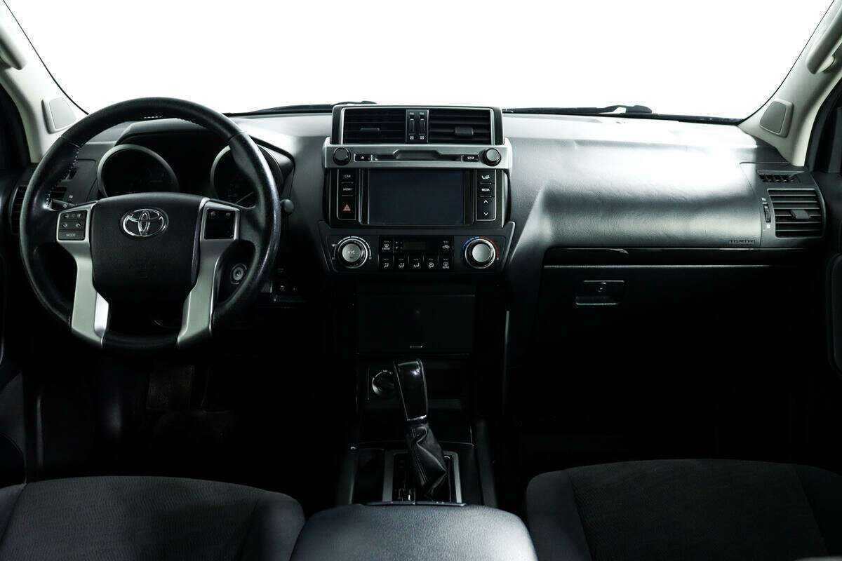 Купить Toyota Land Cruiser Prado с пробегом. Фото: #9